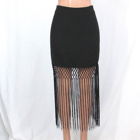 Missguided Dresses & Skirts - Missguided Black Fringe Mini Skirt Stretch Zipper